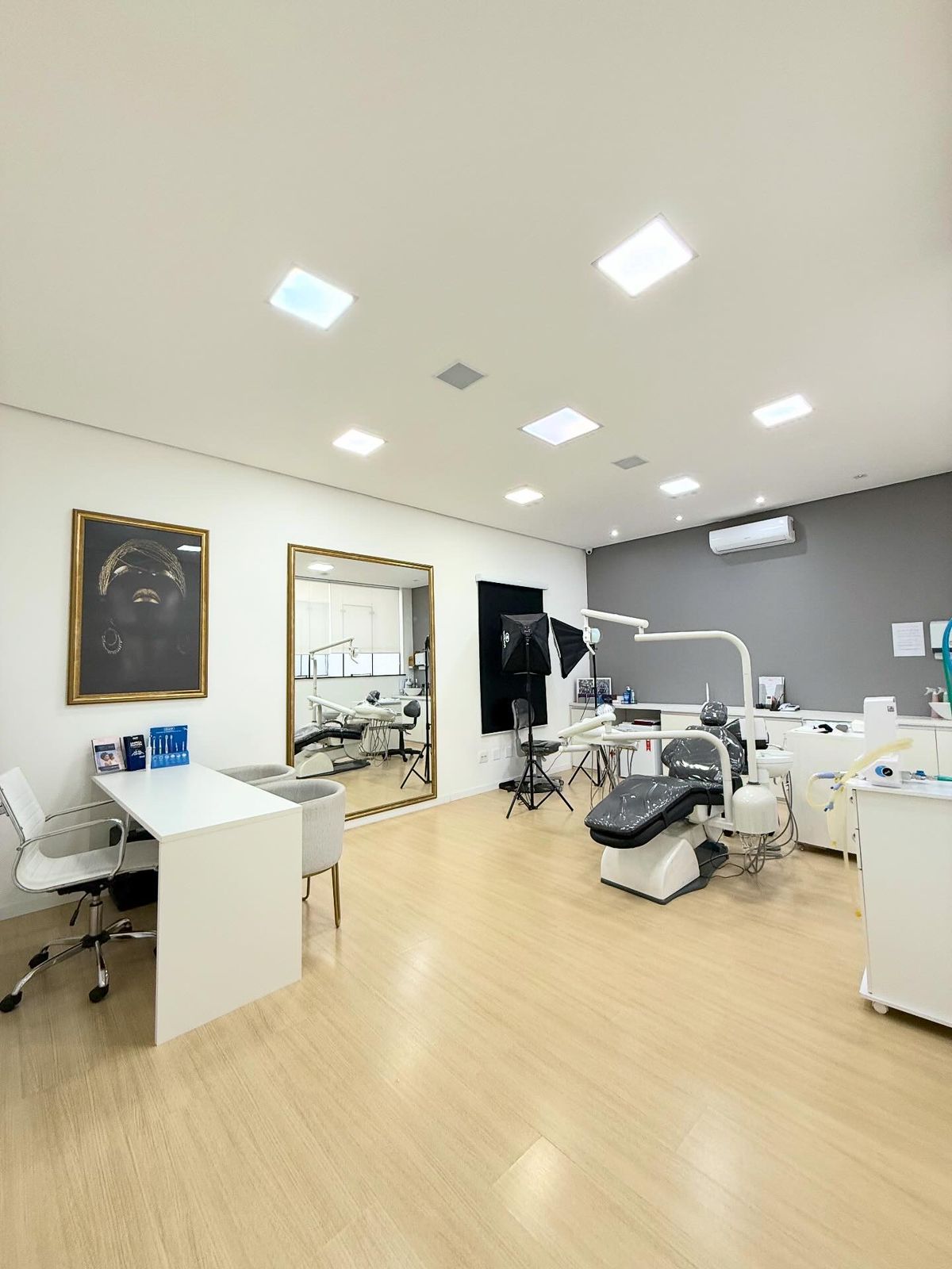 Dra. Gabriela Faustino